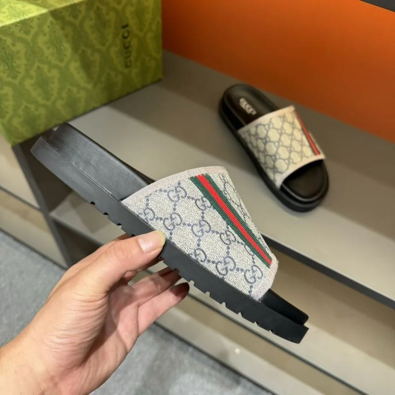 Durable Gucci Slippers 23886