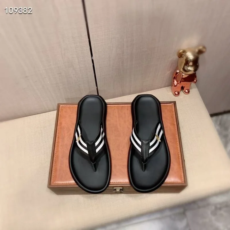 Gucci Slippers Seasonal 23885