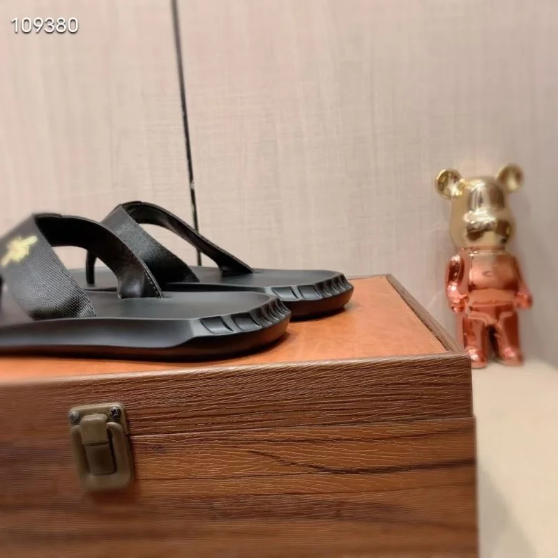 Durable Gucci Slippers 23894