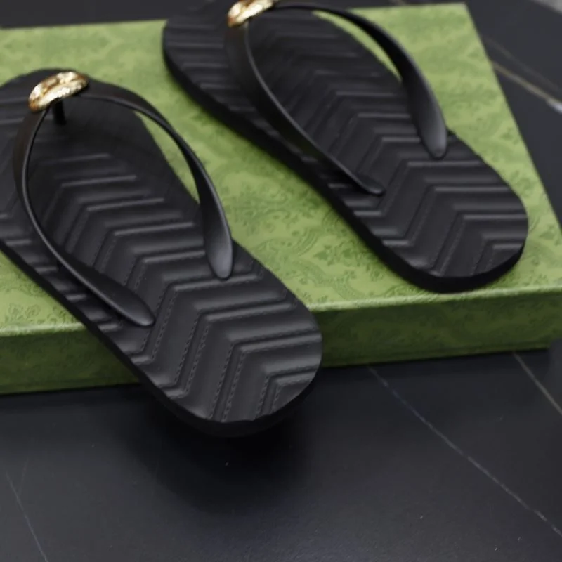 Gucci Slippers Breathable 23860