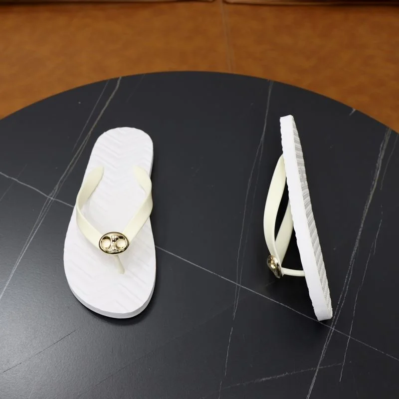 Resilient Gucci Slippers 23865