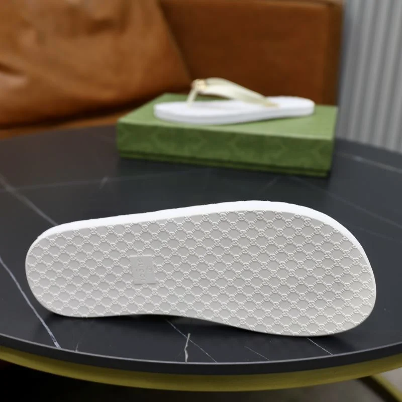 Resilient Gucci Slippers 23865