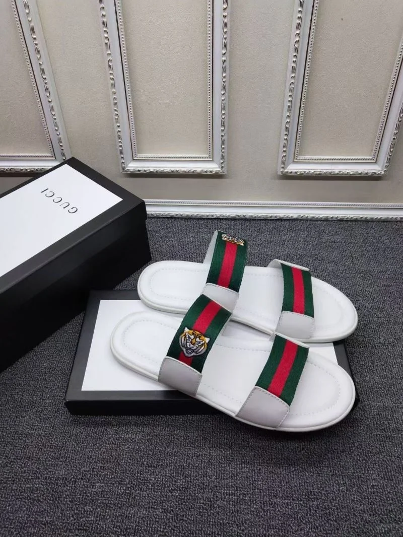 Gucci Slippers WellDesigned 23831