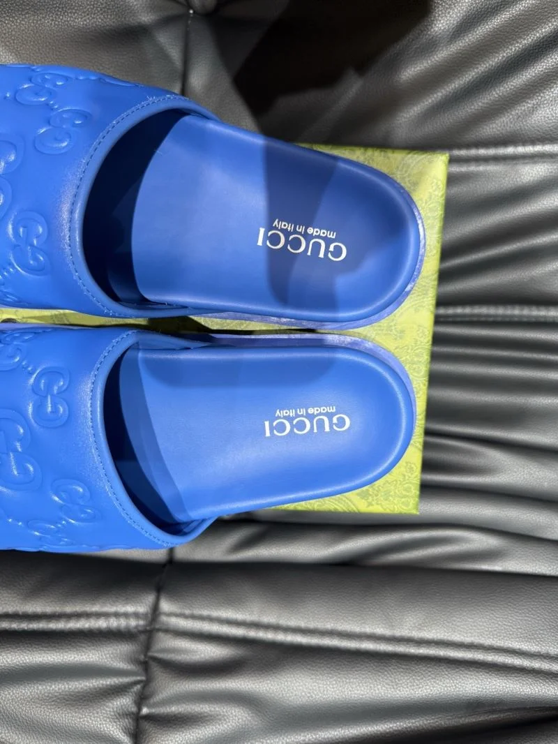 Gucci Slippers FashionForward 23840