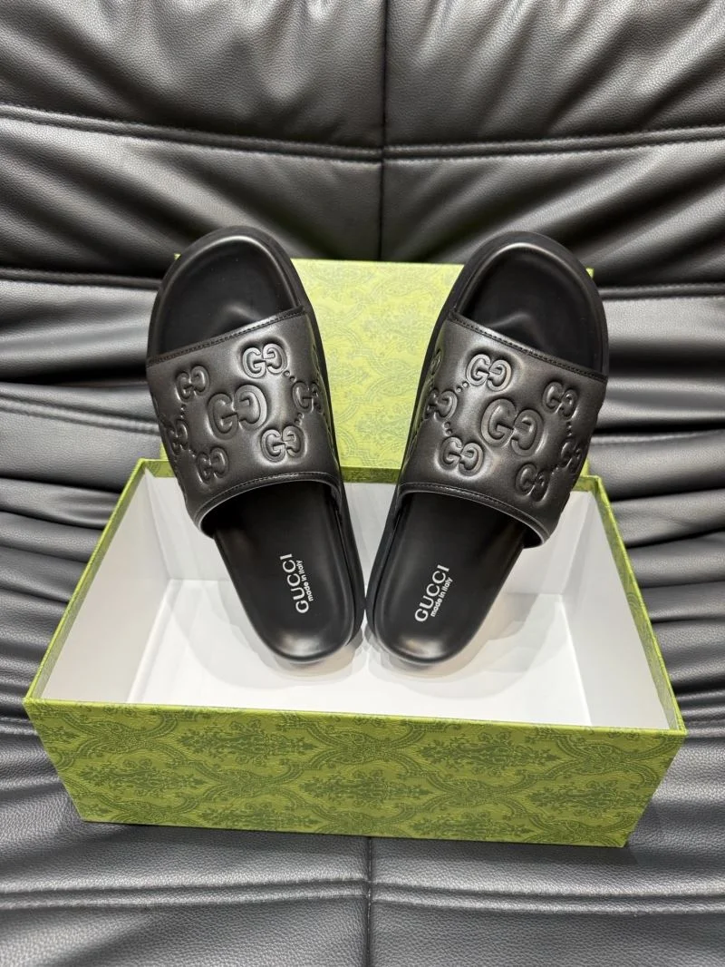 Gucci Slippers UrbanStyle 23835