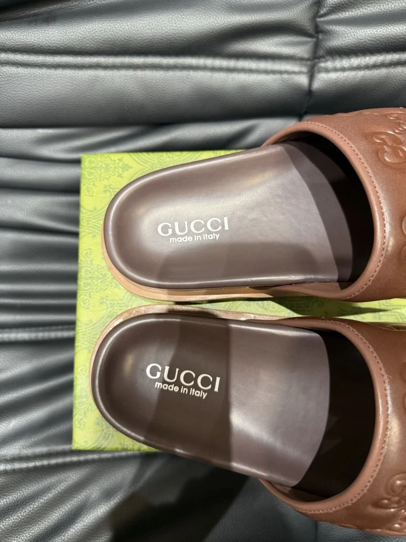 Gucci Slippers WrinkleFree 23832