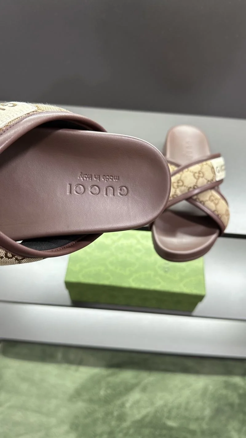 Comfortable Gucci Slippers 23823