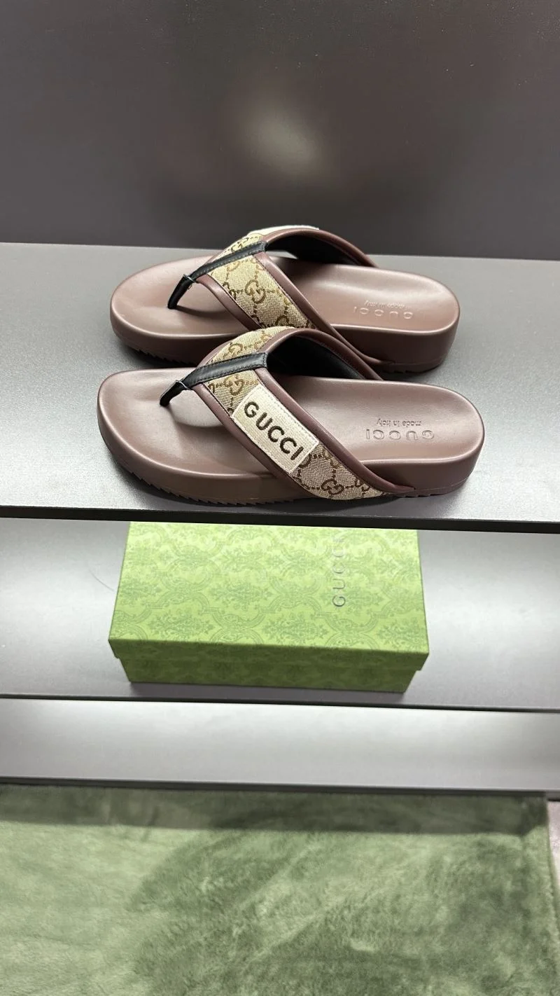 Durable Gucci Slippers 23821