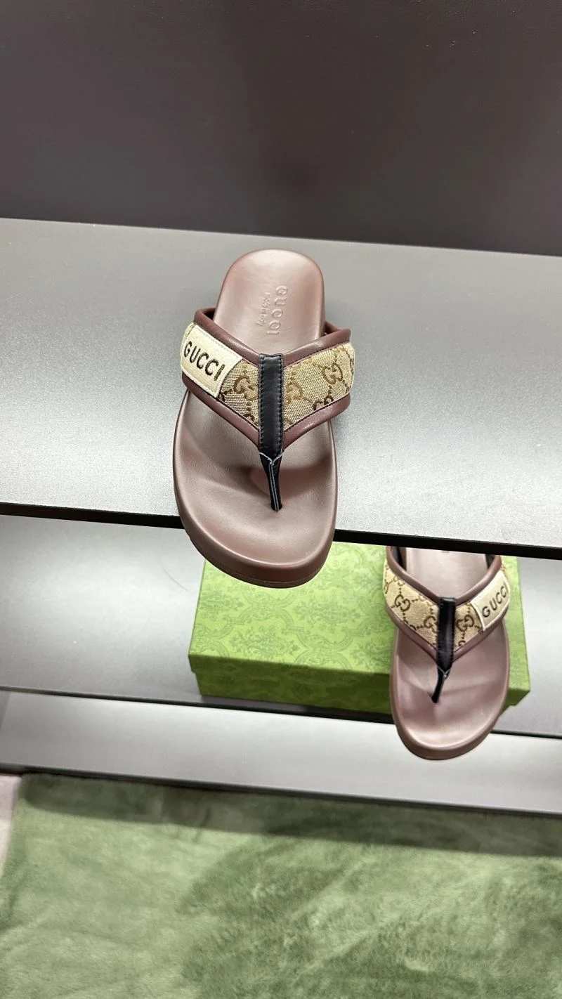 Durable Gucci Slippers 23821