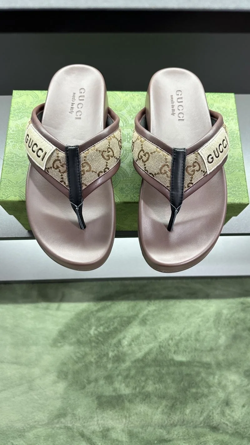 Durable Gucci Slippers 23821
