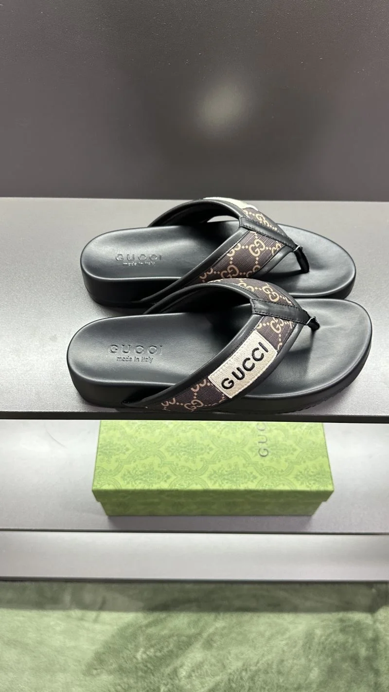 Timeless Gucci Slippers 23805