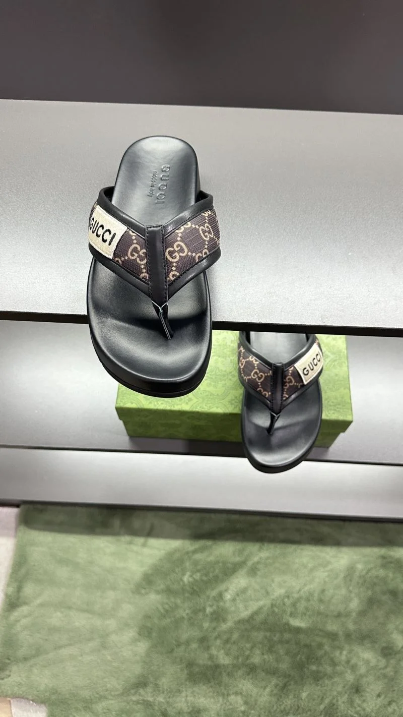 Timeless Gucci Slippers 23805
