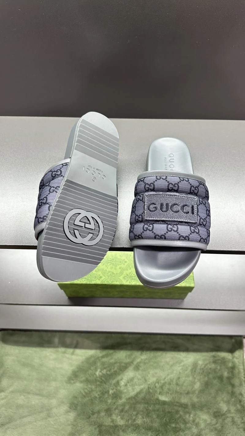 Gucci Slippers RelaxedFit 23833