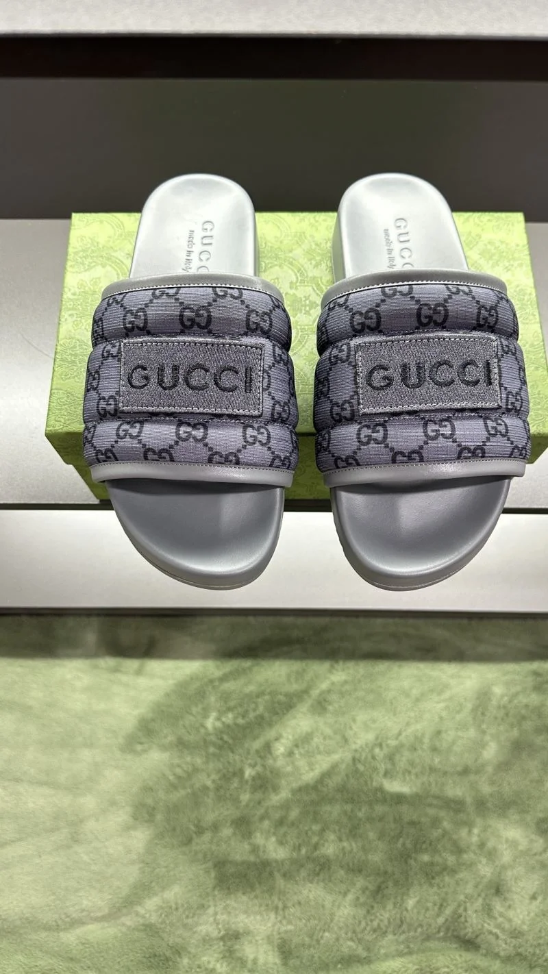 Gucci Slippers RelaxedFit 23833