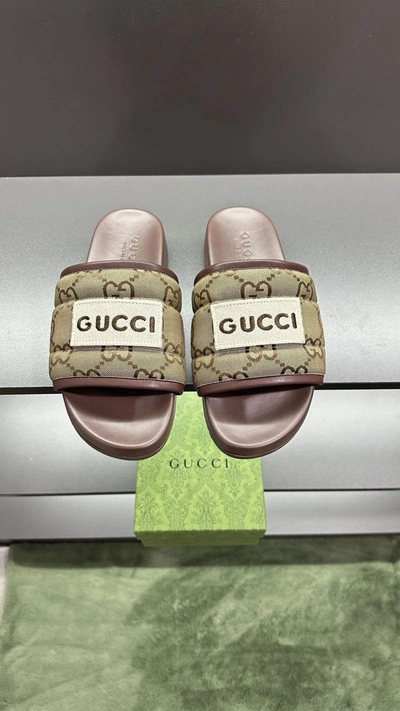 Gucci Slippers Unisex 23848