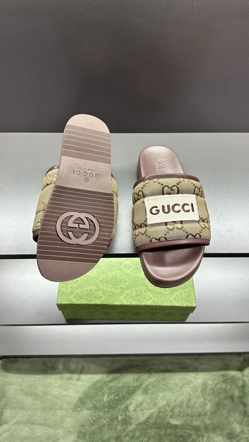 Gucci Slippers Unisex 23848