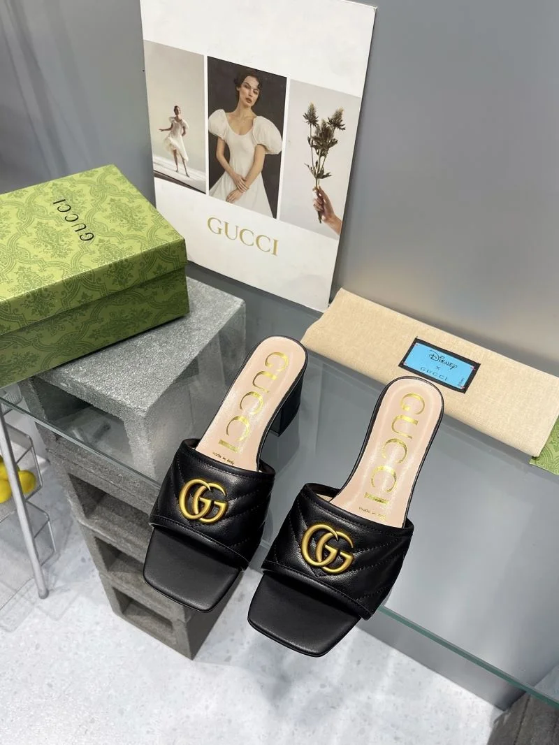 Sporty Gucci Slippers 24977