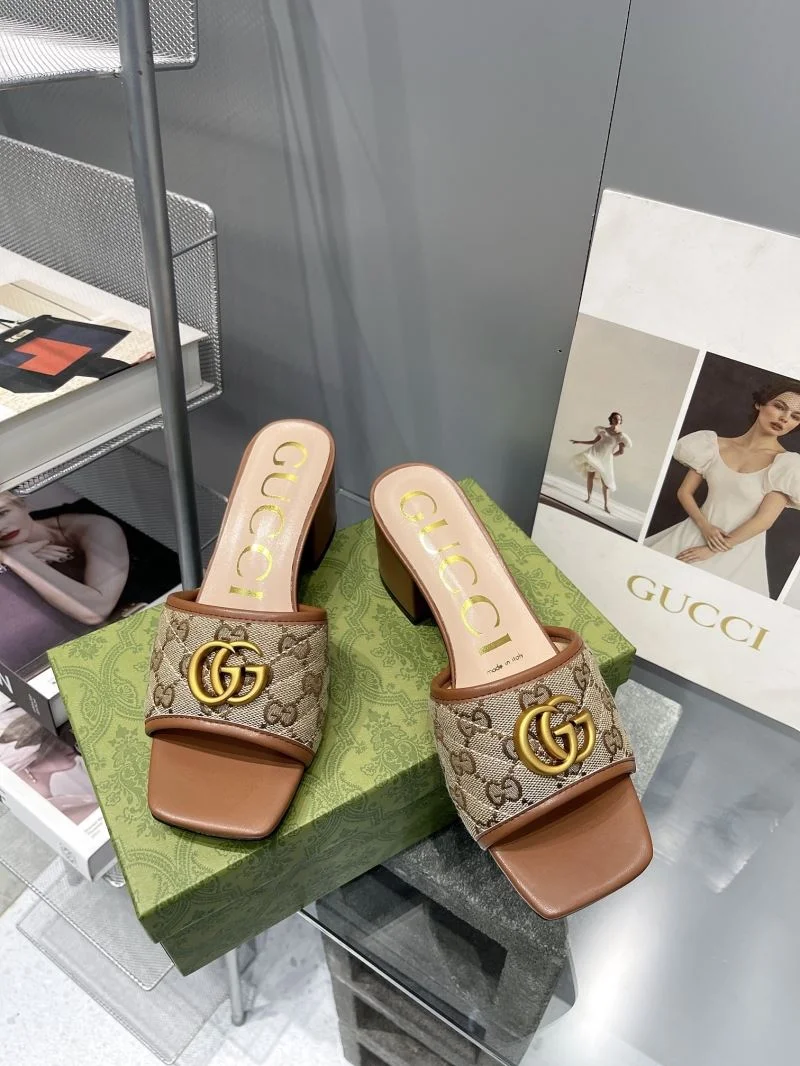 Gucci Slippers ZipUp 24978