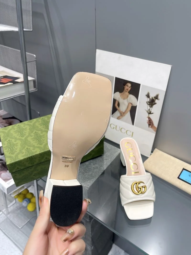 Thermal Gucci Slippers 25100
