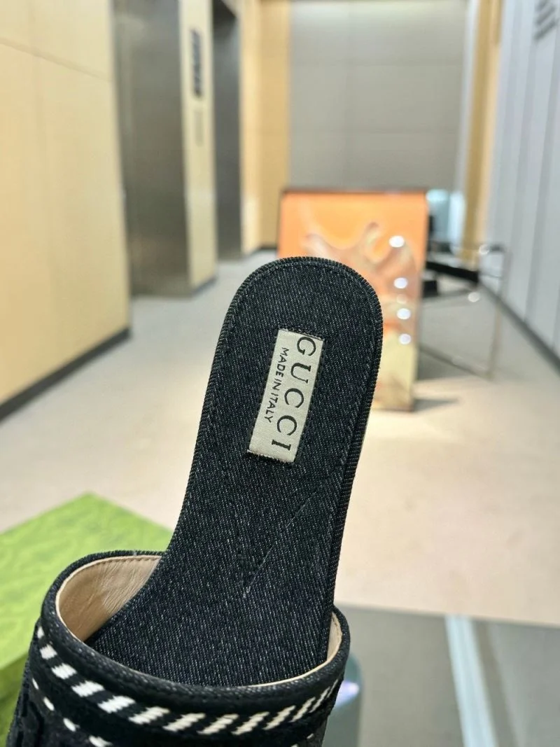Refined Gucci Slippers 24998