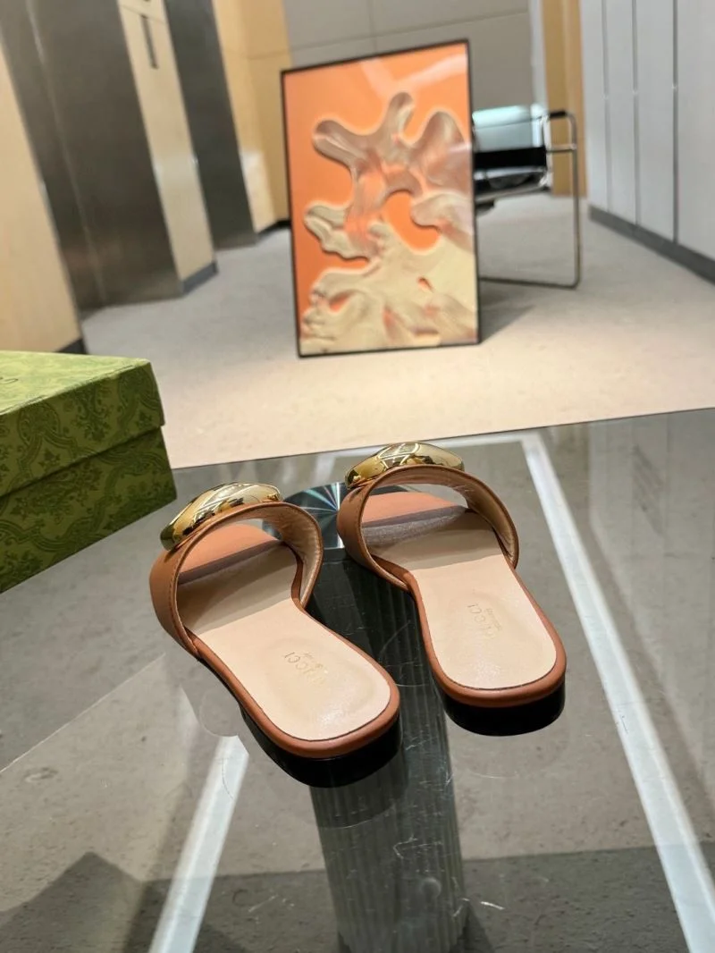 Compact Gucci Slippers 24989
