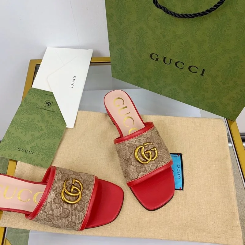 Bold Gucci Slippers 24960