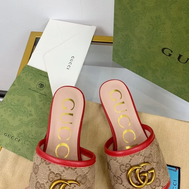 Bold Gucci Slippers 24960
