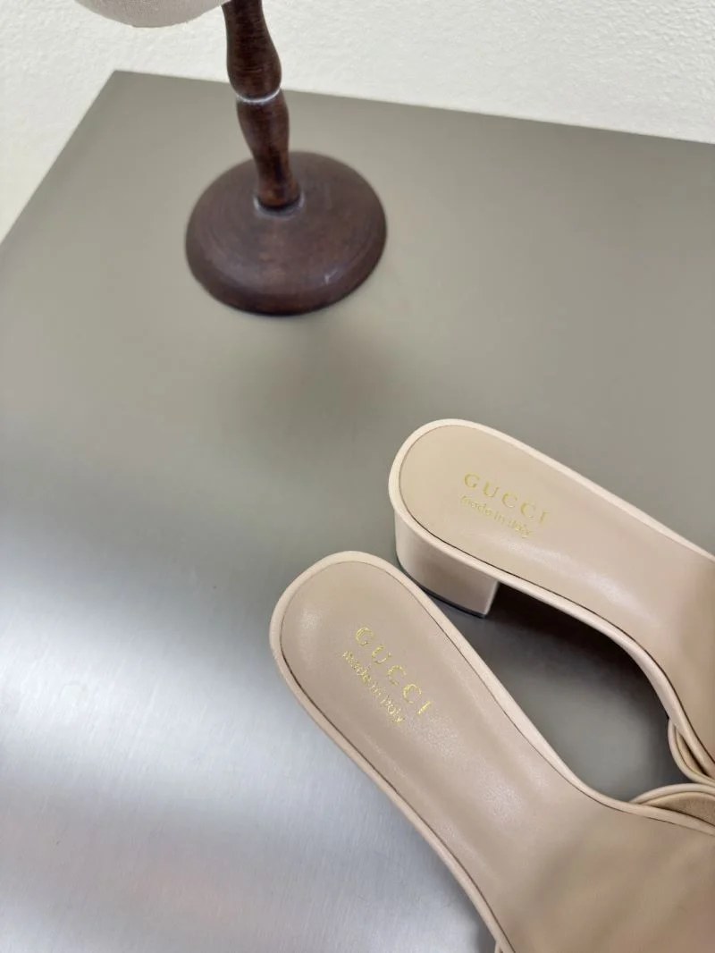 Functional Gucci Slippers 24964