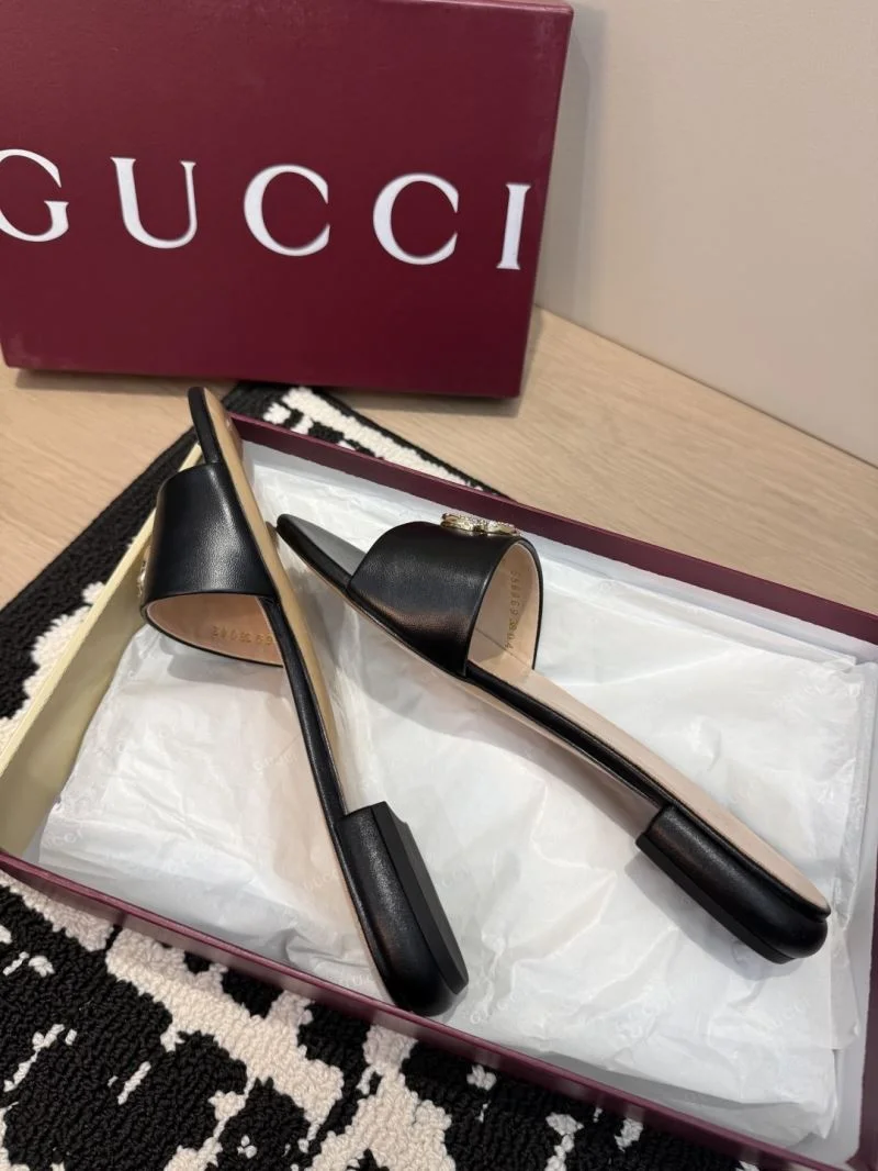 Contemporary Gucci Slippers 24930