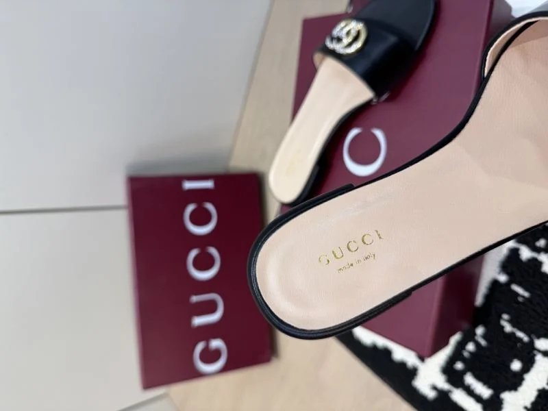 Contemporary Gucci Slippers 24930
