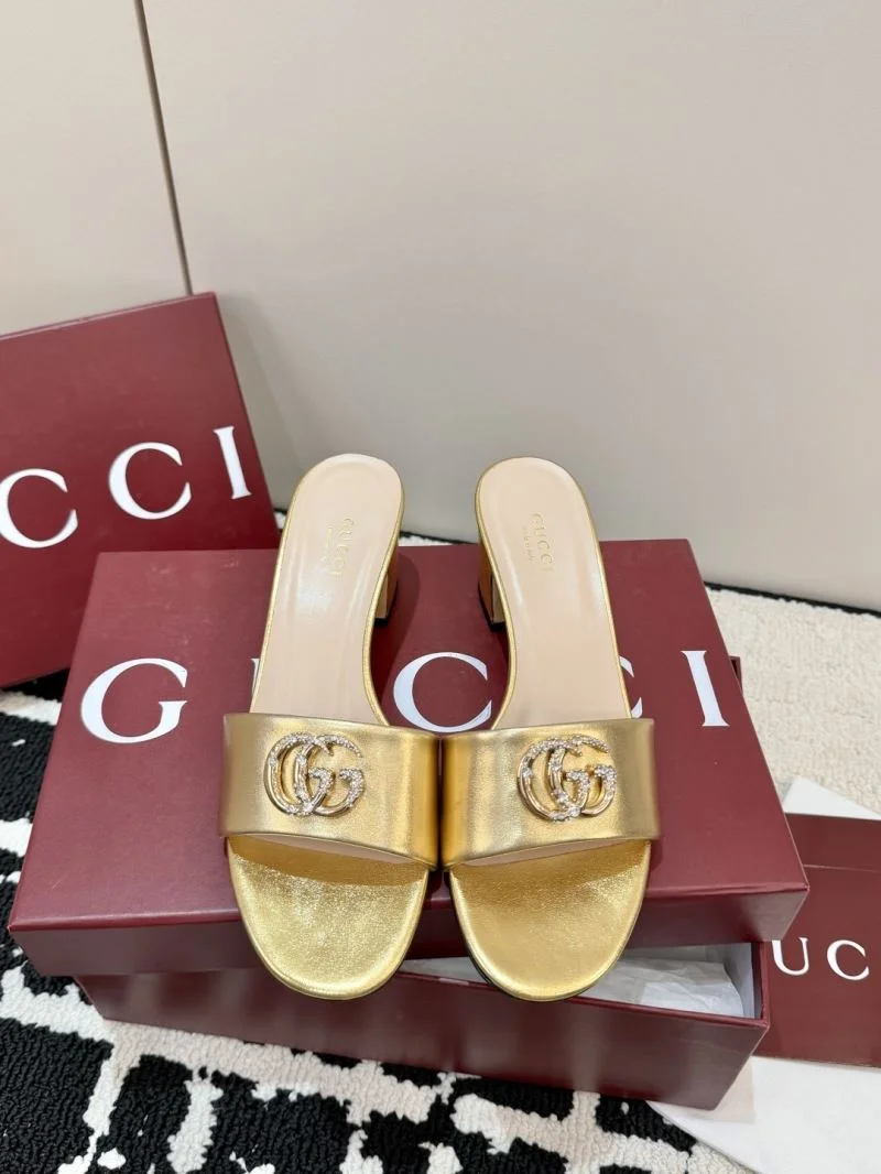 Gucci Slippers Trendsetting 24918
