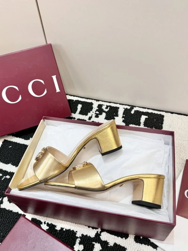 Gucci Slippers Trendsetting 24918