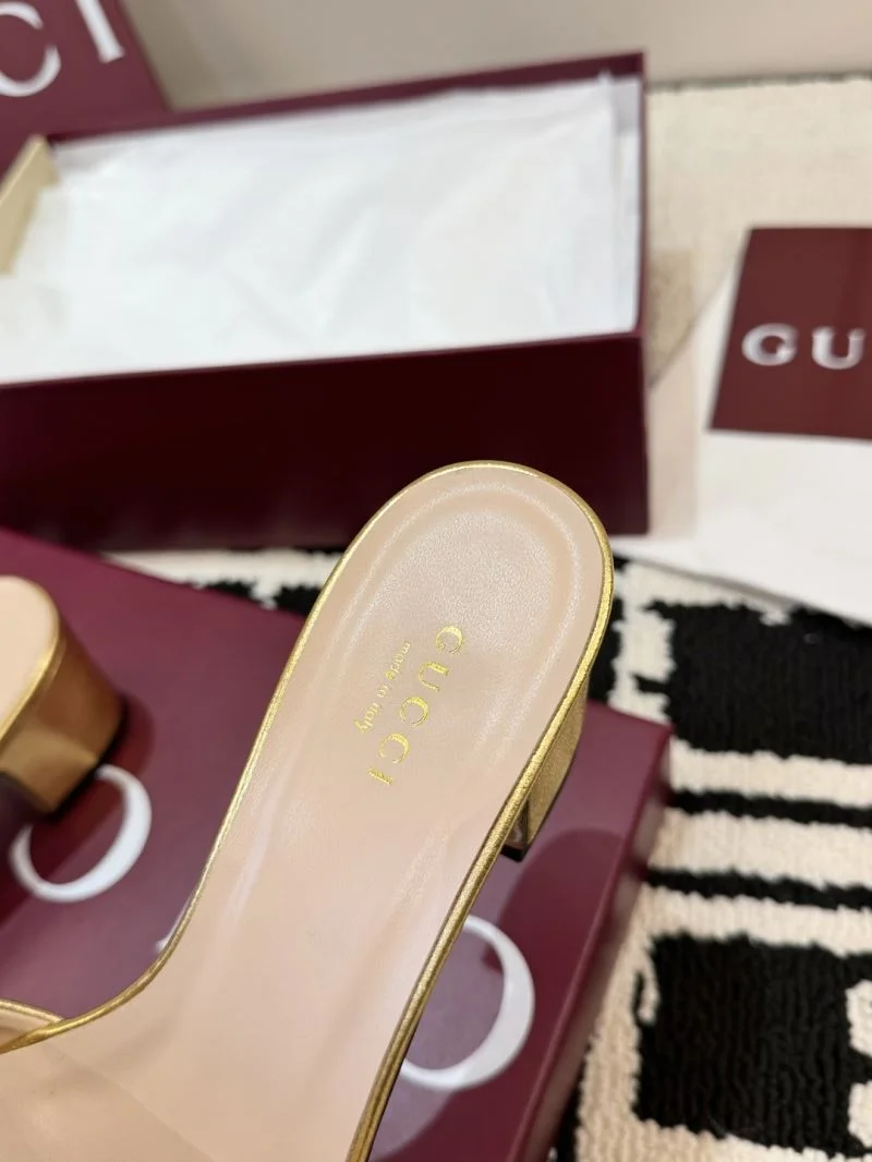 Gucci Slippers Trendsetting 24918