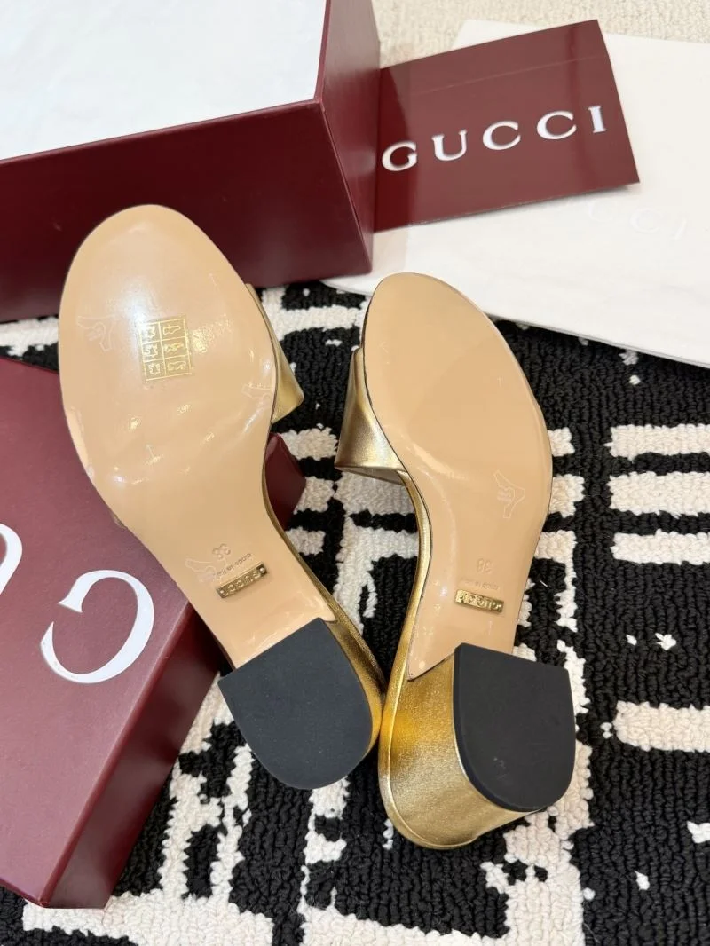 Gucci Slippers Trendsetting 24918