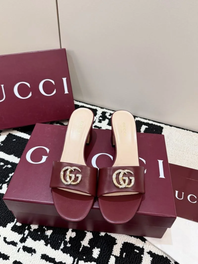 Gucci Slippers Chic 24926