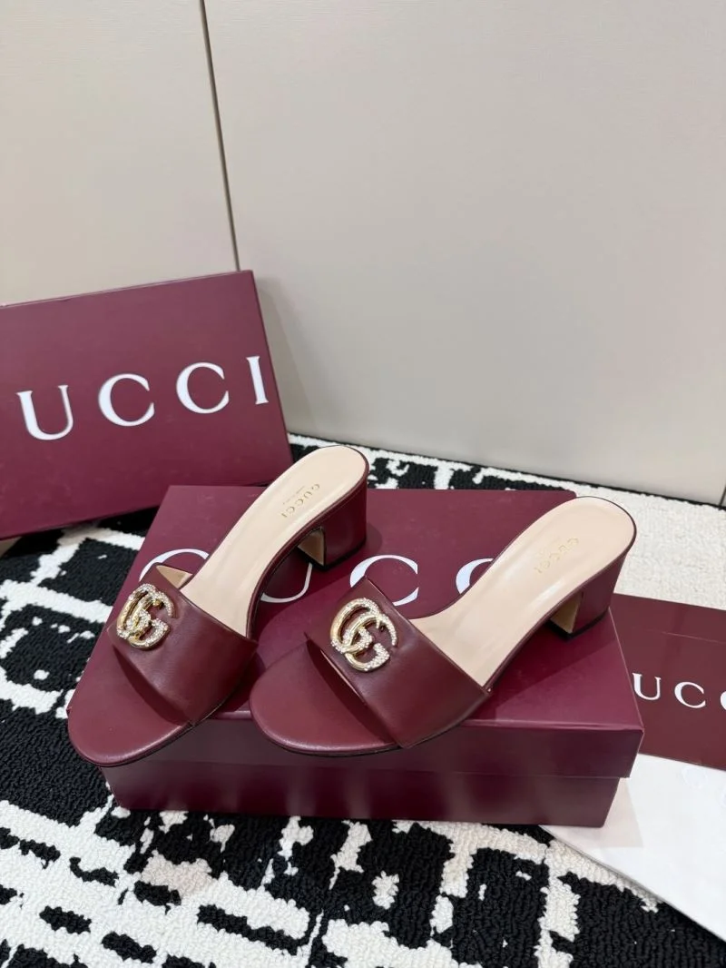 Gucci Slippers Chic 24926