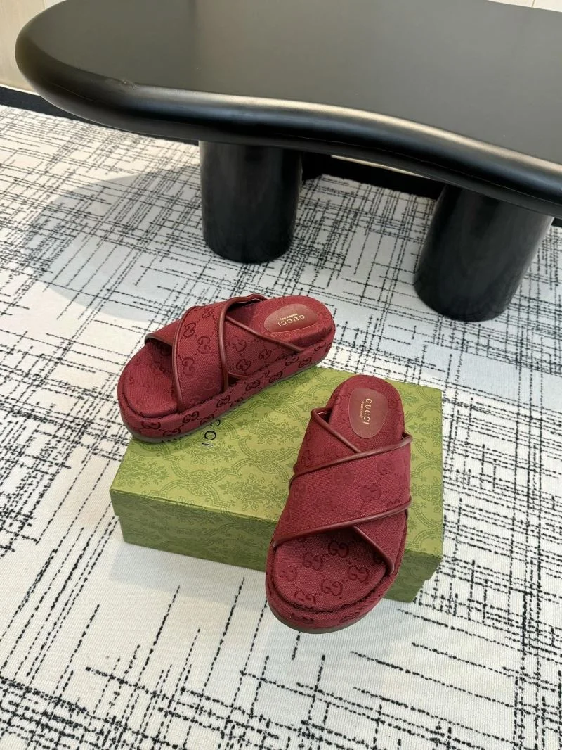 Gucci Slippers Sporty 24921