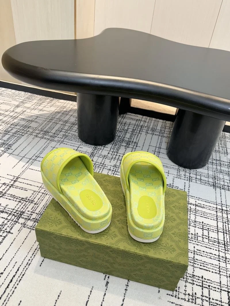Gucci Slippers Trendy 24933