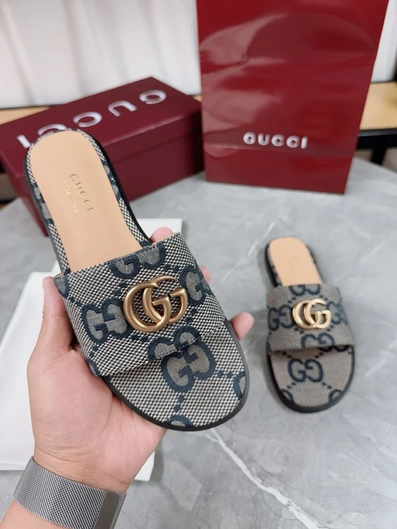 Effortless Gucci Slippers 24898