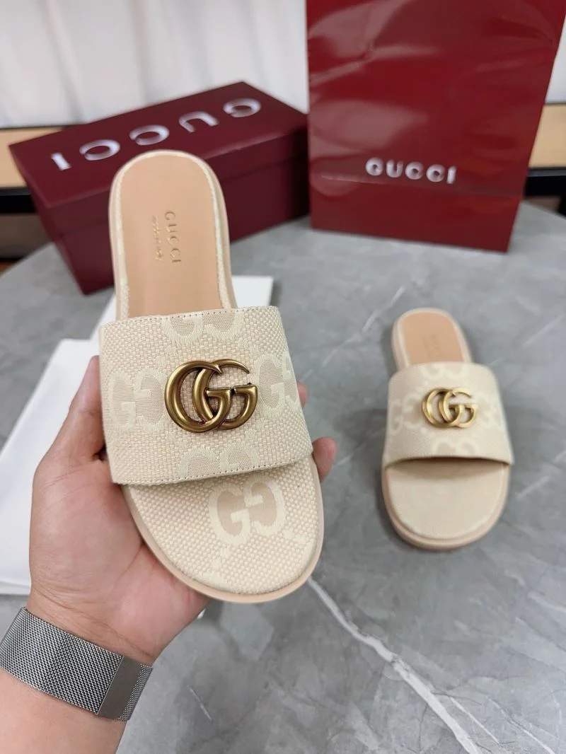 Gucci Slippers WrinkleFree 23769
