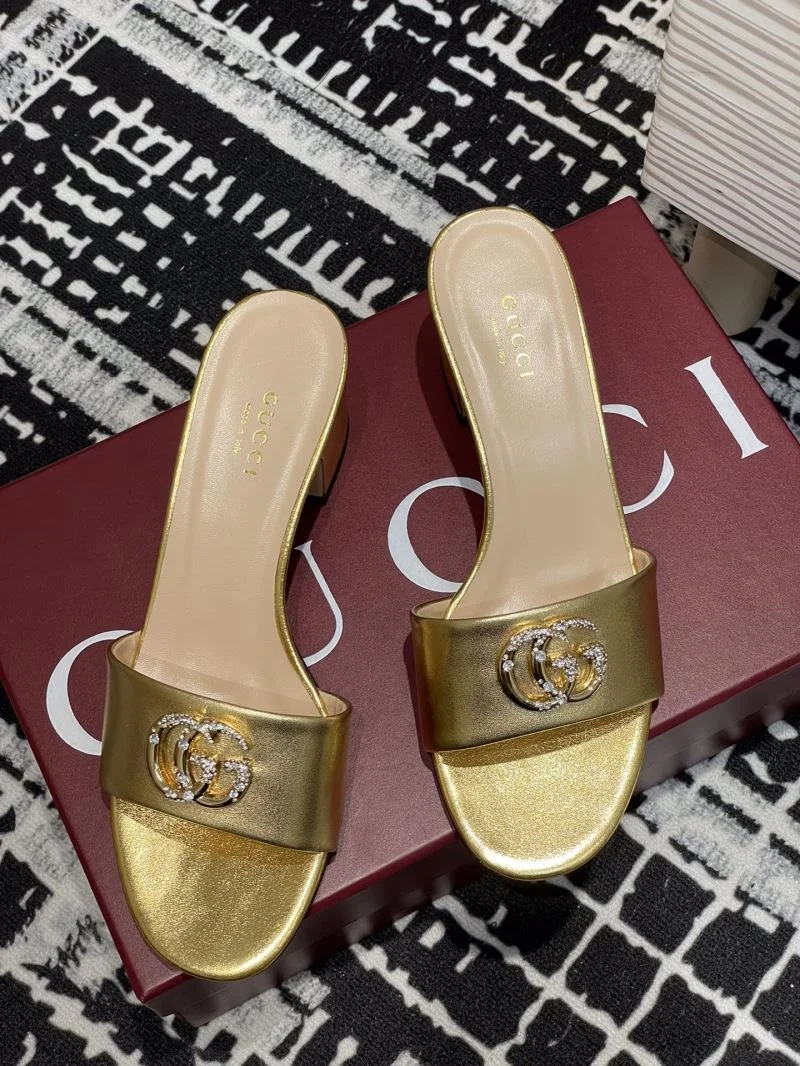 Gucci Slippers Sophisticated 24892