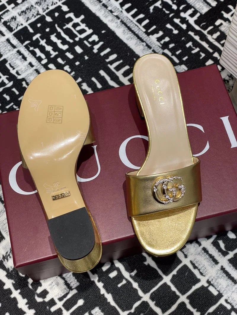 Gucci Slippers Sophisticated 24892