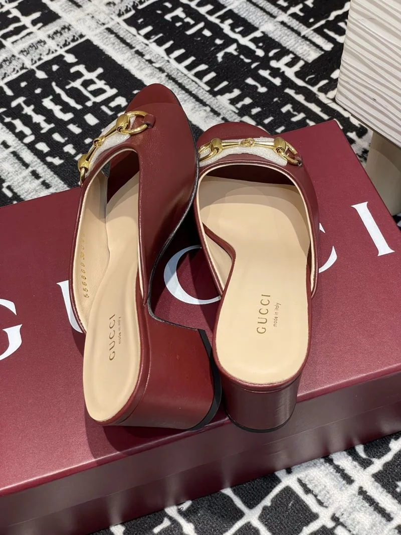 Unisex Gucci Slippers 24868