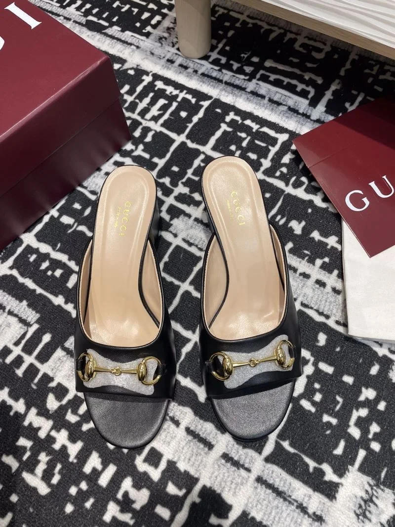 ModernLook Gucci Slippers 24890