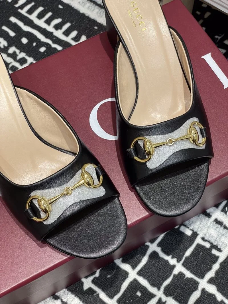 ModernLook Gucci Slippers 24890
