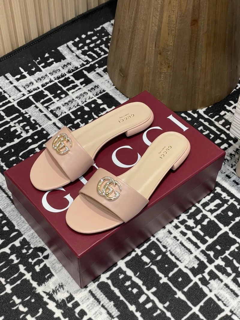 Compact Gucci Slippers 24860
