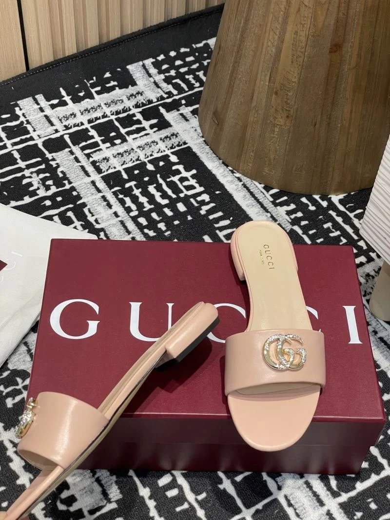 Compact Gucci Slippers 24860