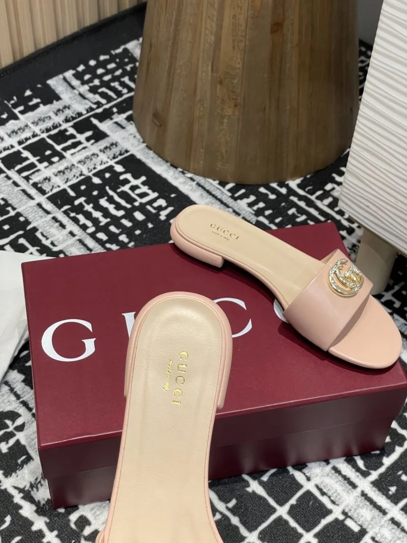 Compact Gucci Slippers 24860