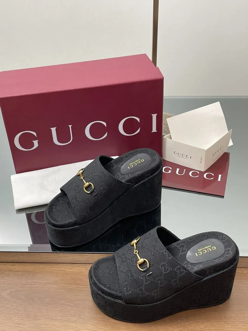 Bold Gucci Slippers 24729