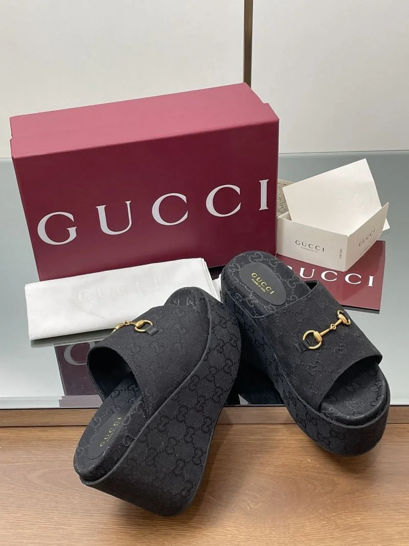 Bold Gucci Slippers 24729